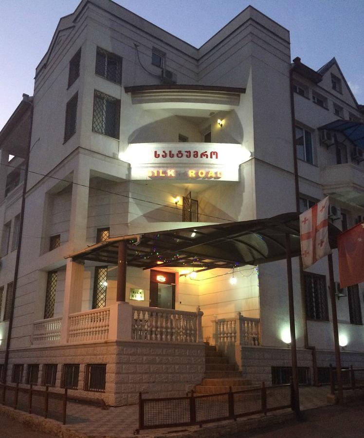 Silk Road Hotel Tiflis Dış mekan fotoğraf