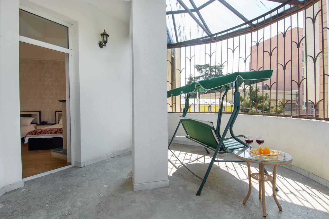 Silk Road Hotel Tiflis Dış mekan fotoğraf