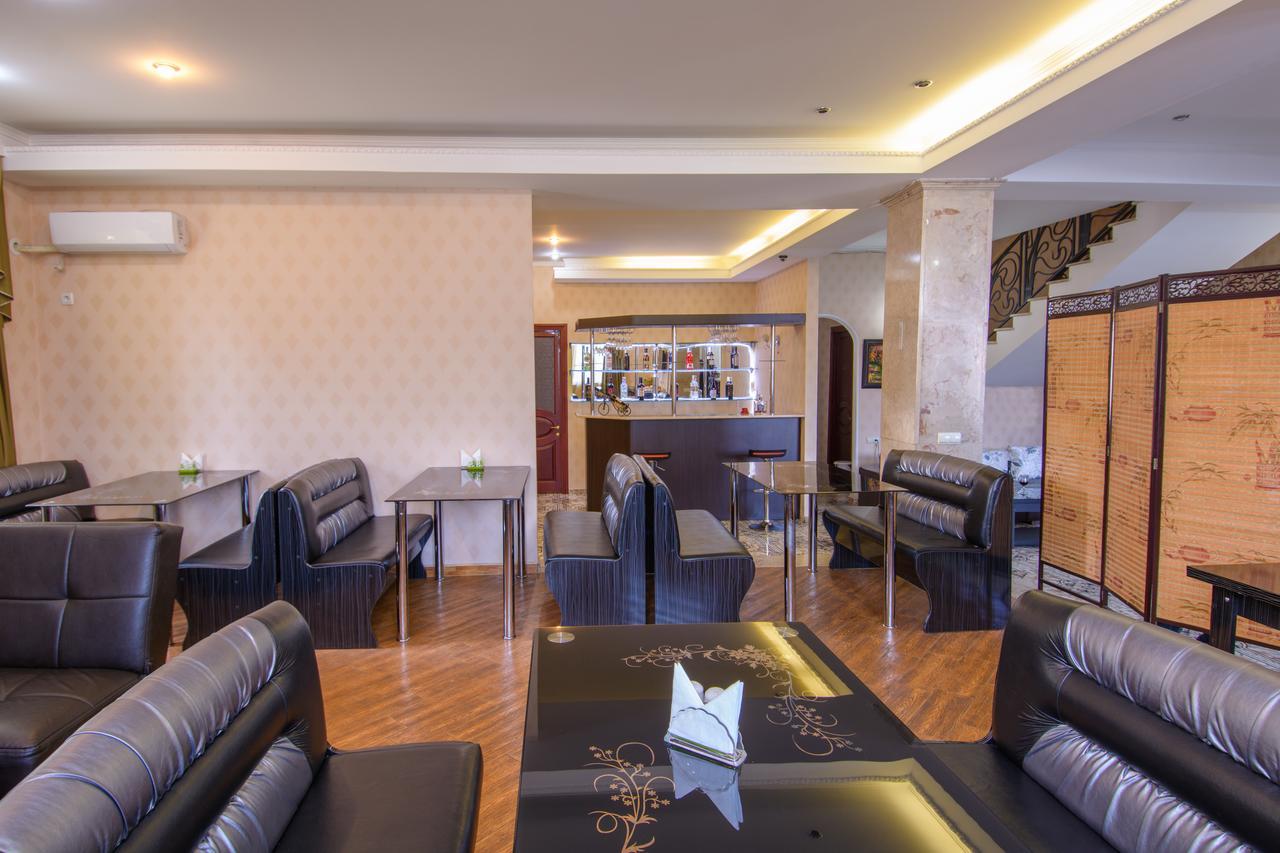 Silk Road Hotel Tiflis Dış mekan fotoğraf