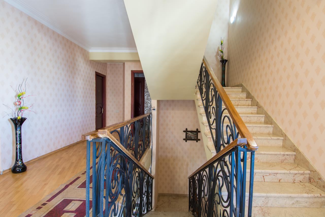 Silk Road Hotel Tiflis Dış mekan fotoğraf