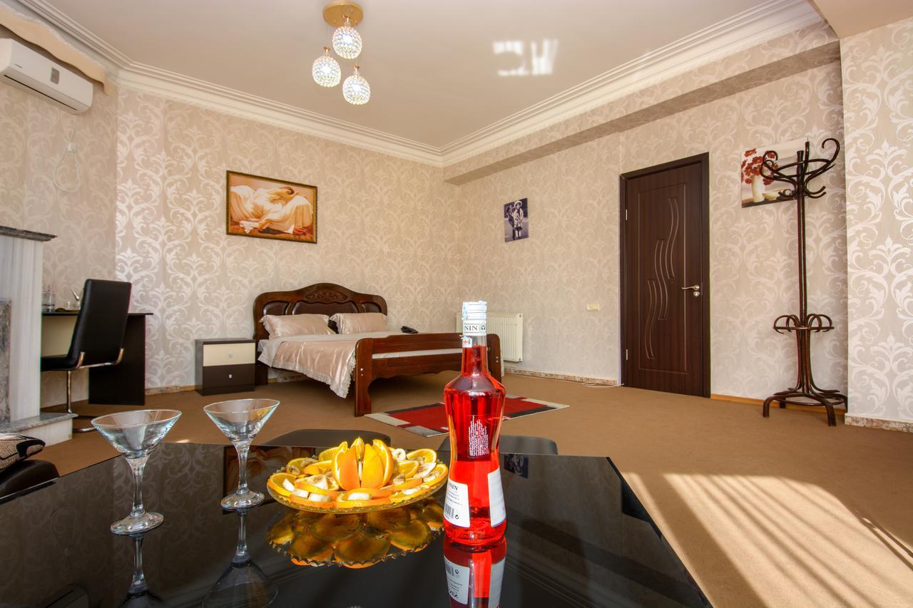 Silk Road Hotel Tiflis Dış mekan fotoğraf